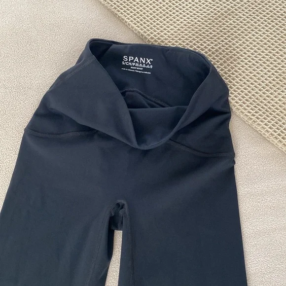 SPANXshape Booty Boost Flare Pant - Very Black - Picture 3 of 13